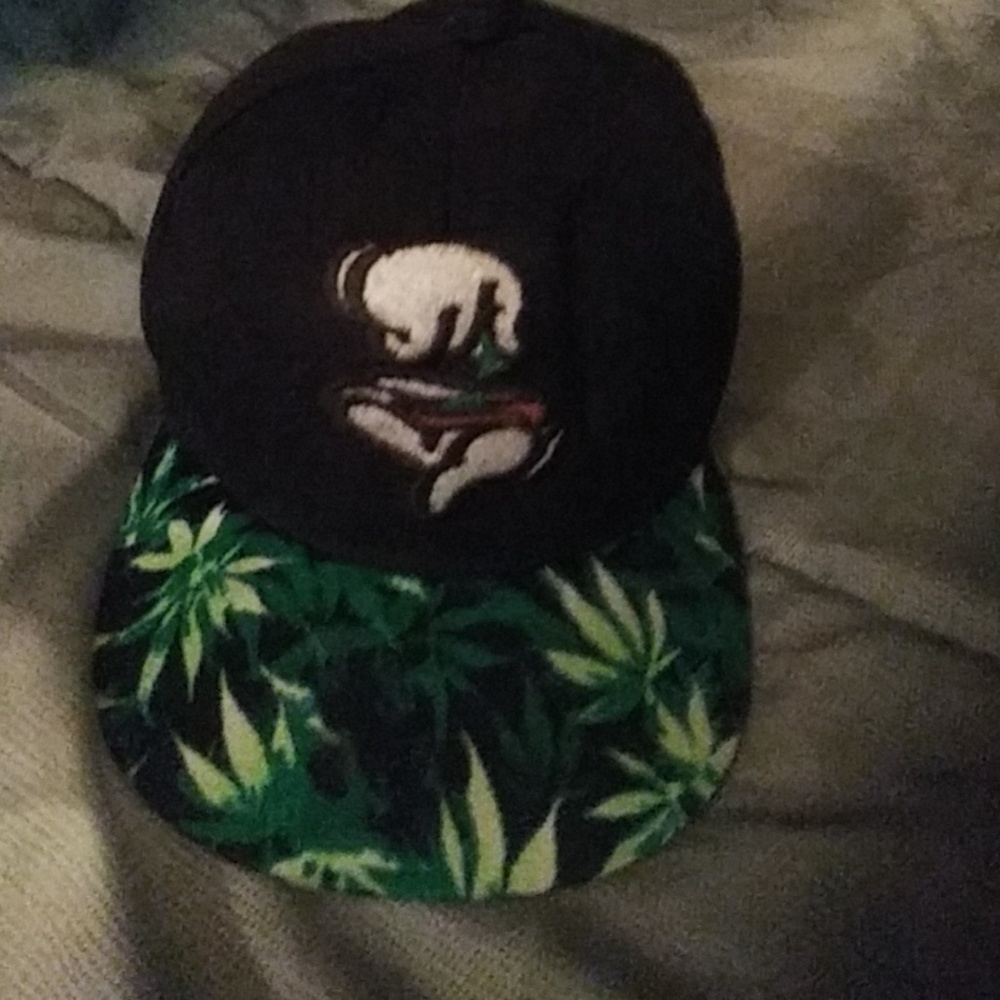 Snap-back green on black Rollin' Blunts hat!